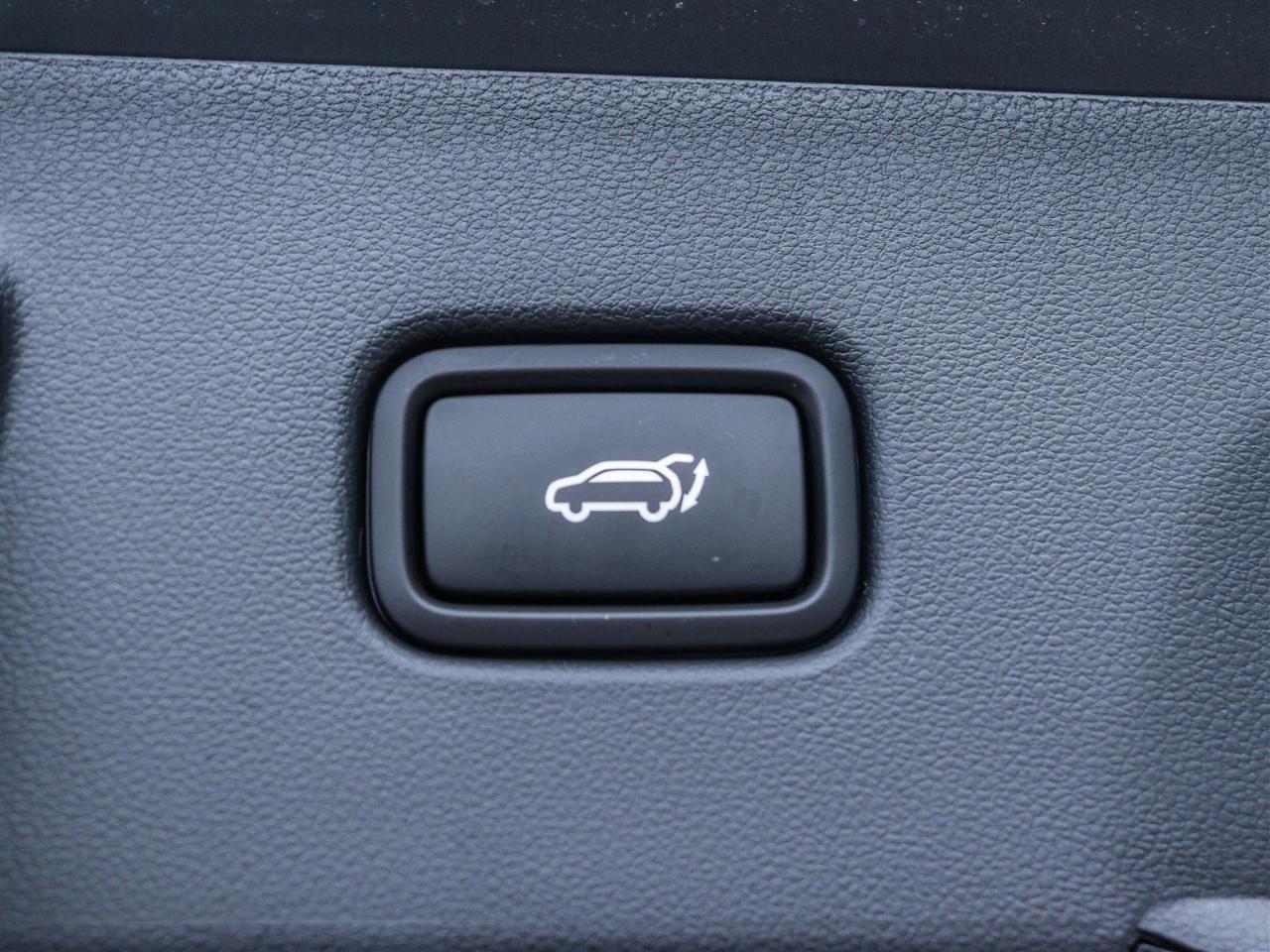 2026 Hyundai Tucson Hybrid Ultimate 4dr All-Wheel Drive Photo