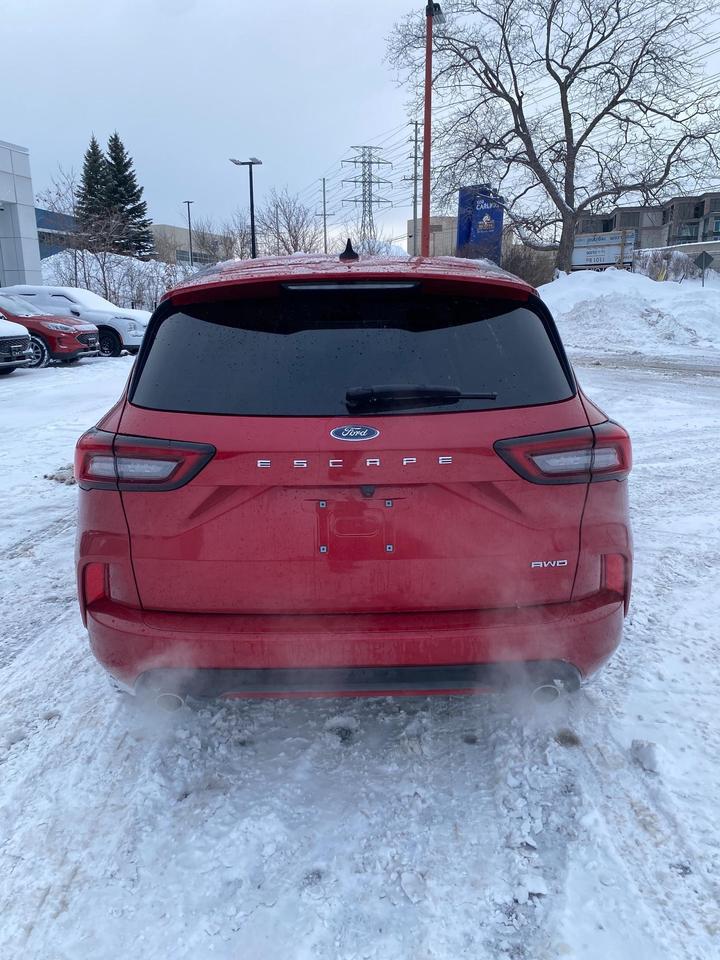 2024 Ford Escape ST-Line 4dr All-Wheel Drive Photo