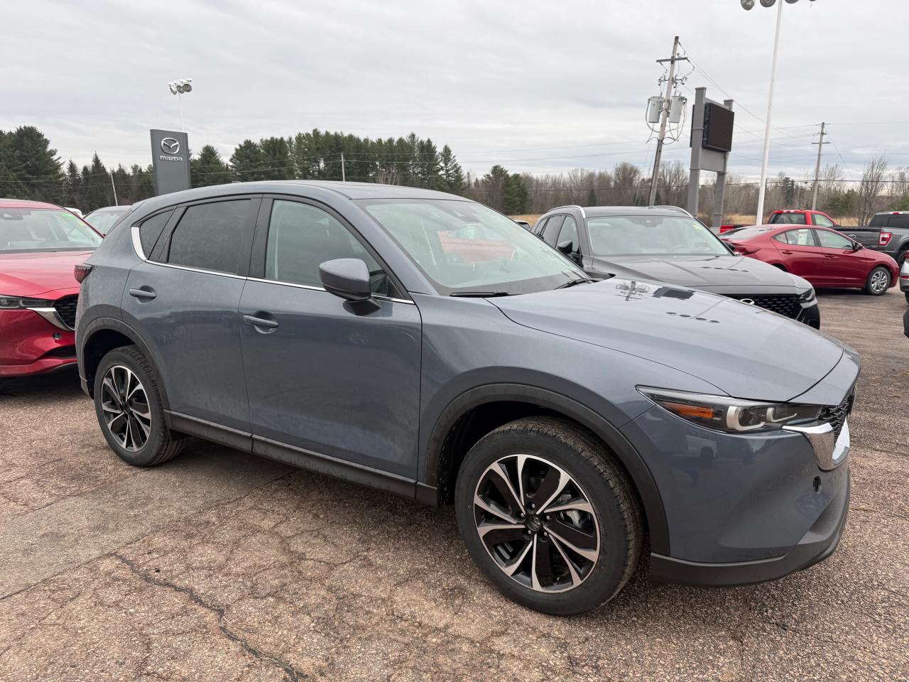 2025 Mazda CX-5 GS 4dr i-ACTIV All-Wheel Drive Sport Utility Photo2