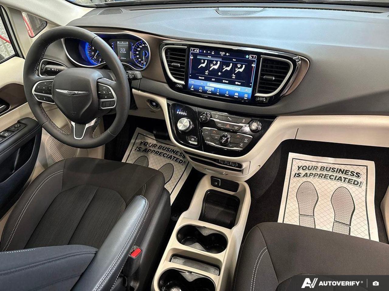 2024 Chrysler Grand Caravan SXT Front-Wheel Drive Passenger Van Photo