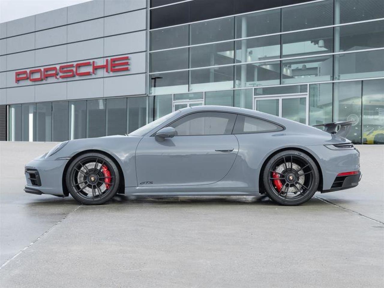 2023 Porsche 911 Carrera 4 GTS Aerokit Front Axle Lift System Premi Photo2