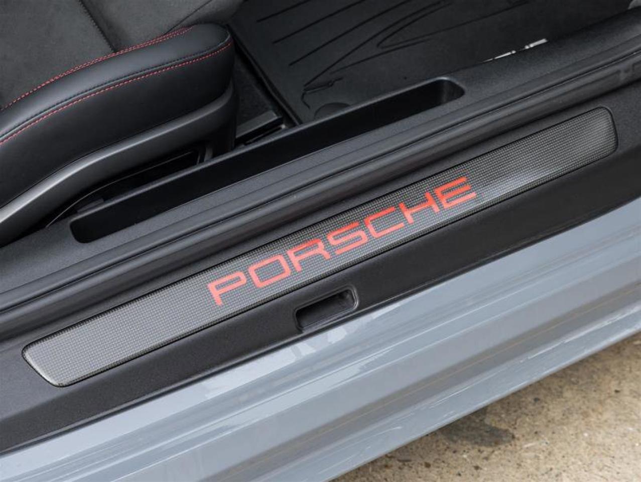 2023 Porsche 911 Carrera 4 GTS Aerokit Front Axle Lift System Premi Photo