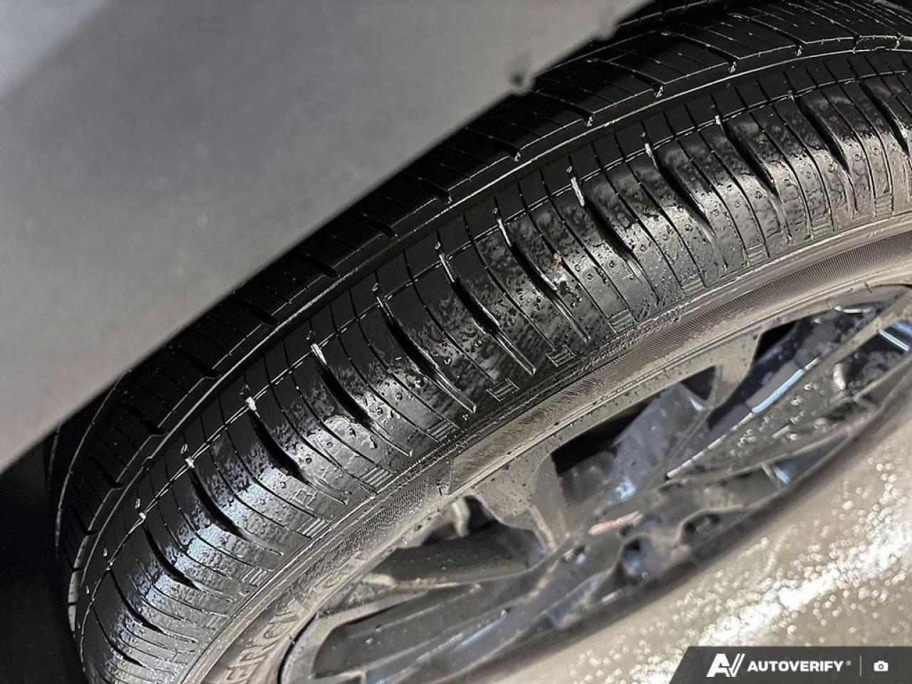 2024 GMC Terrain SLT 4dr All-Wheel Drive Photo