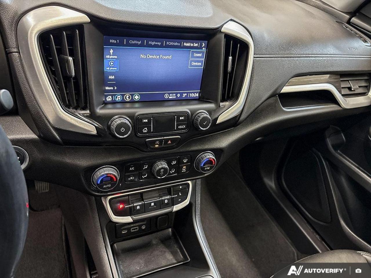 2024 GMC Terrain SLT 4dr All-Wheel Drive Photo