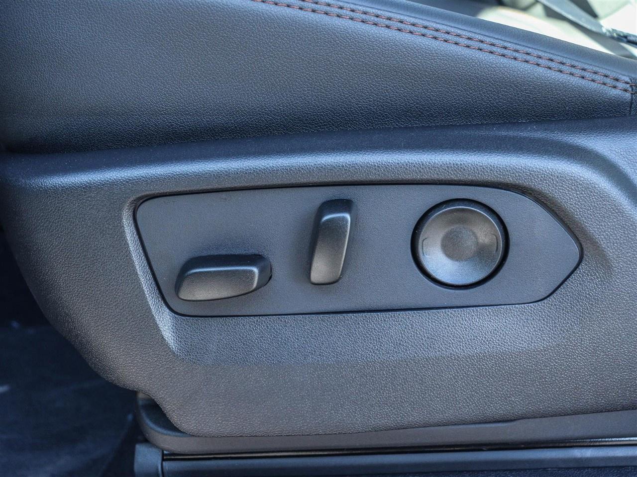 2026 GMC Sierra 3500HD 4WD Crew Cab Standard Box AT4 Photo