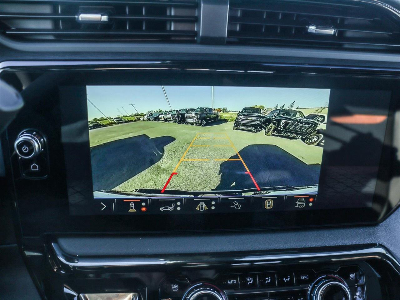 2026 GMC Sierra 3500HD 4WD Crew Cab Standard Box AT4 Photo