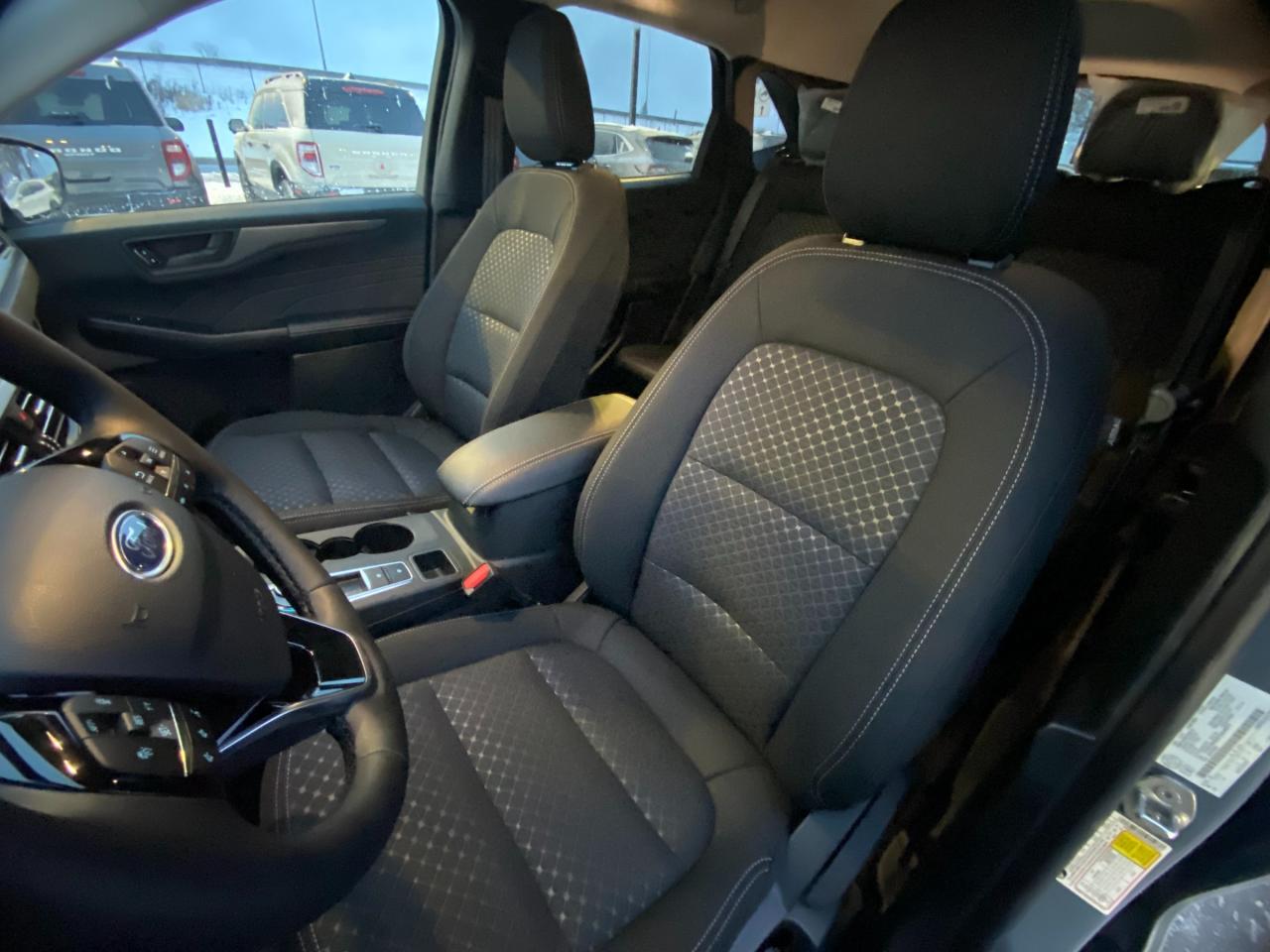 2026 Ford Escape Active 4dr Front-Wheel Drive Photo