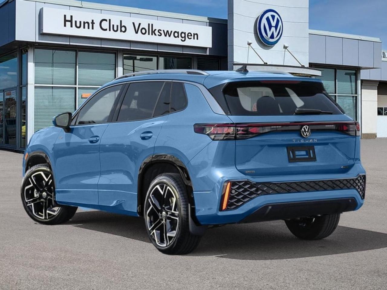 2026 Volkswagen Tiguan Highline Turbo R-Line Photo3