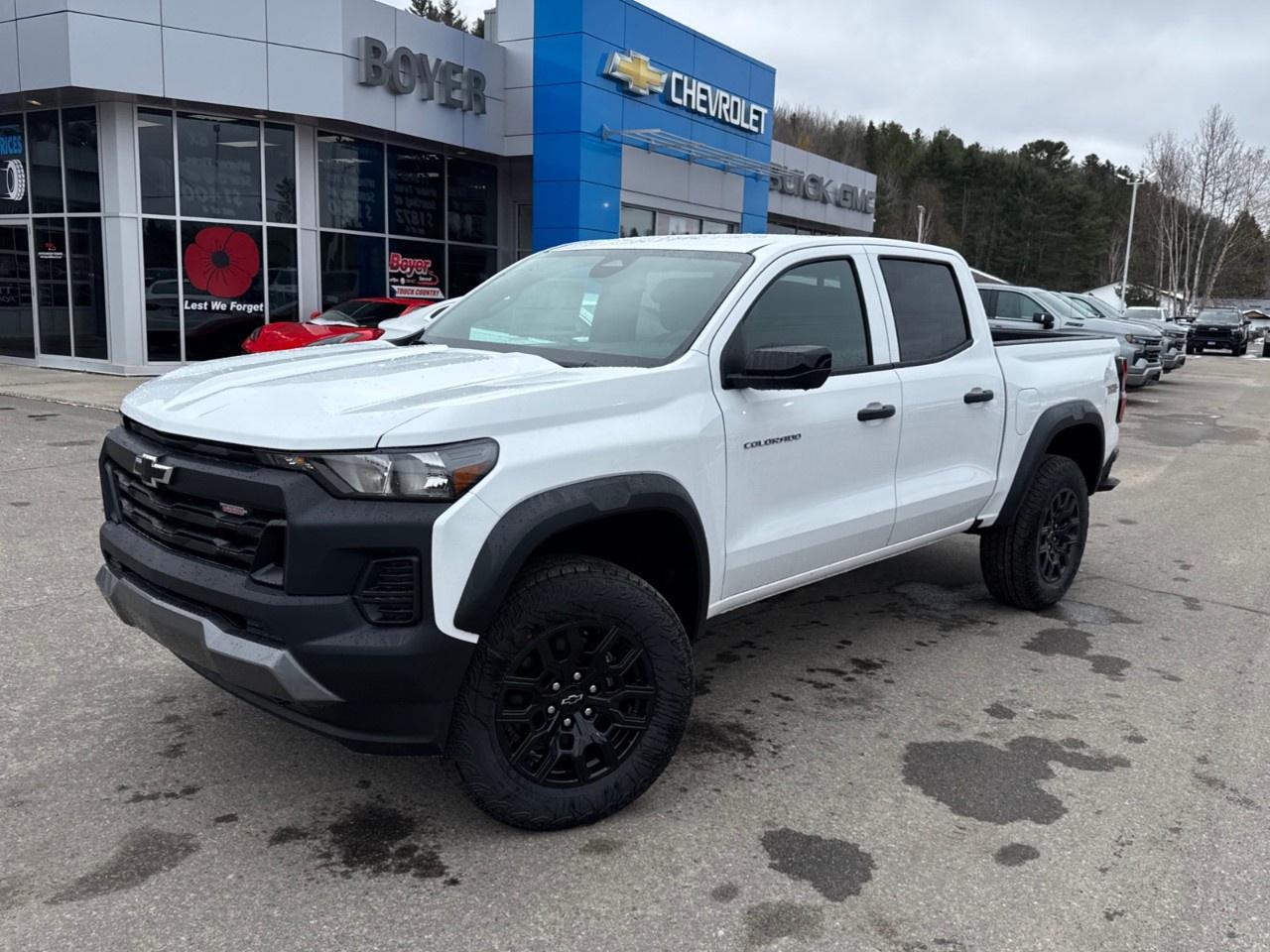 2026 Chevrolet Colorado Crew Cab Short Box 4-Wheel Drive Trail Boss Photo0