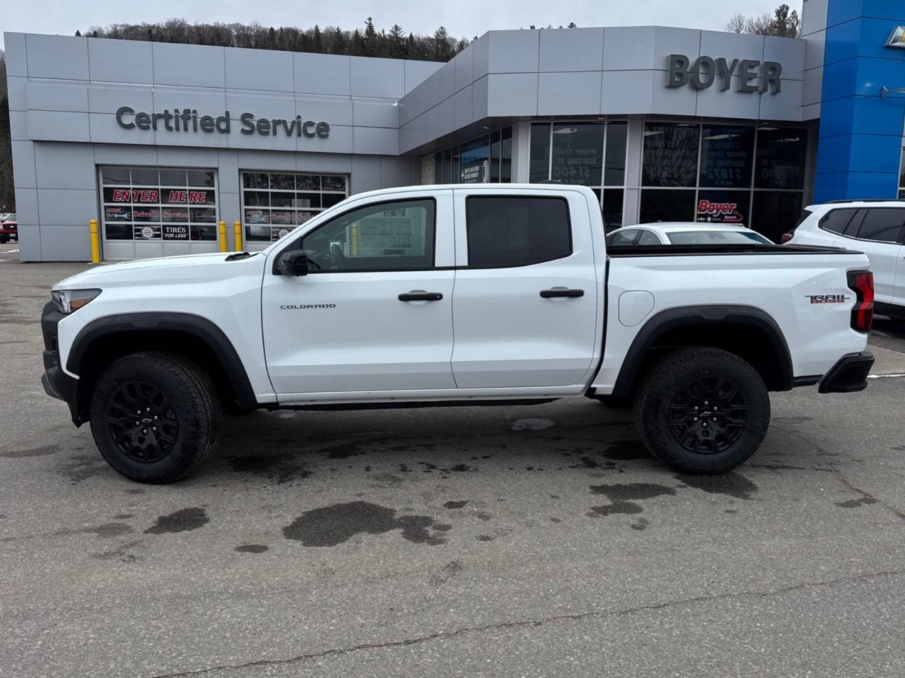 2026 Chevrolet Colorado Crew Cab Short Box 4-Wheel Drive Trail Boss Photo