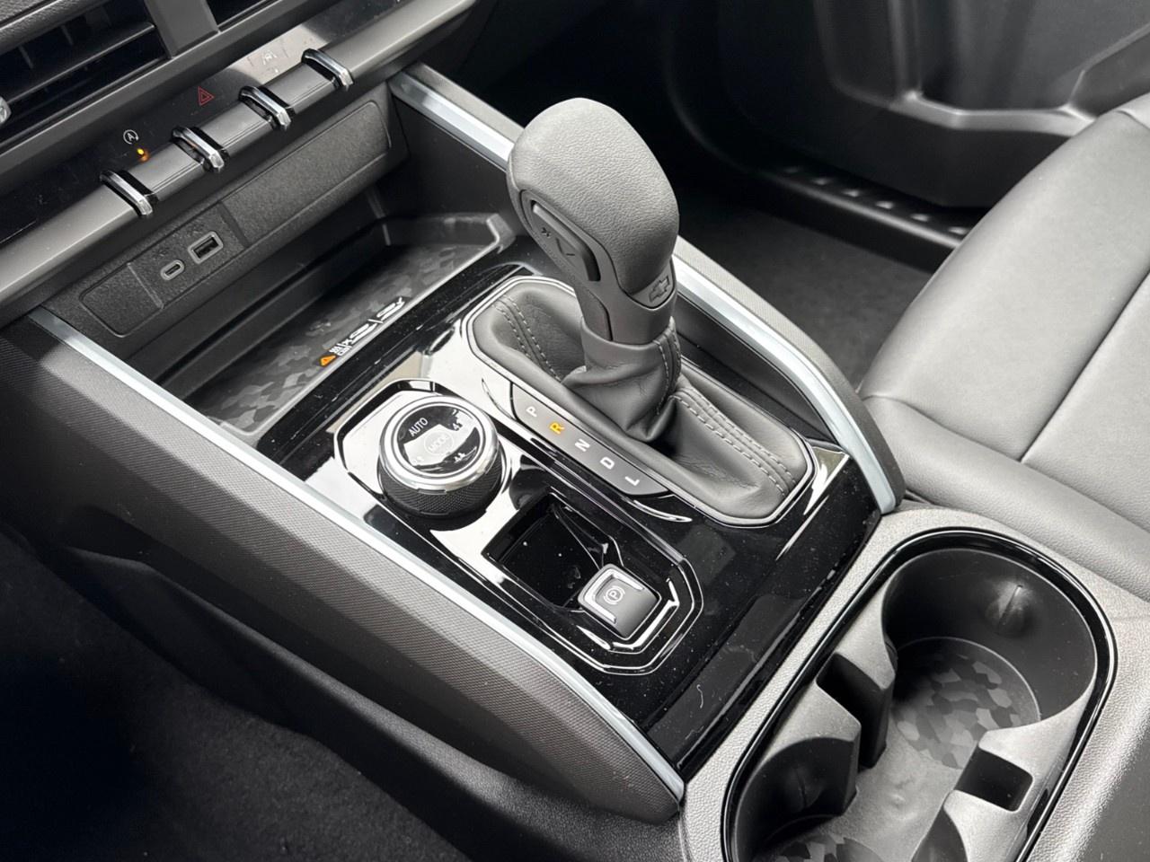 2026 Chevrolet Colorado Crew Cab Short Box 4-Wheel Drive Trail Boss Photo