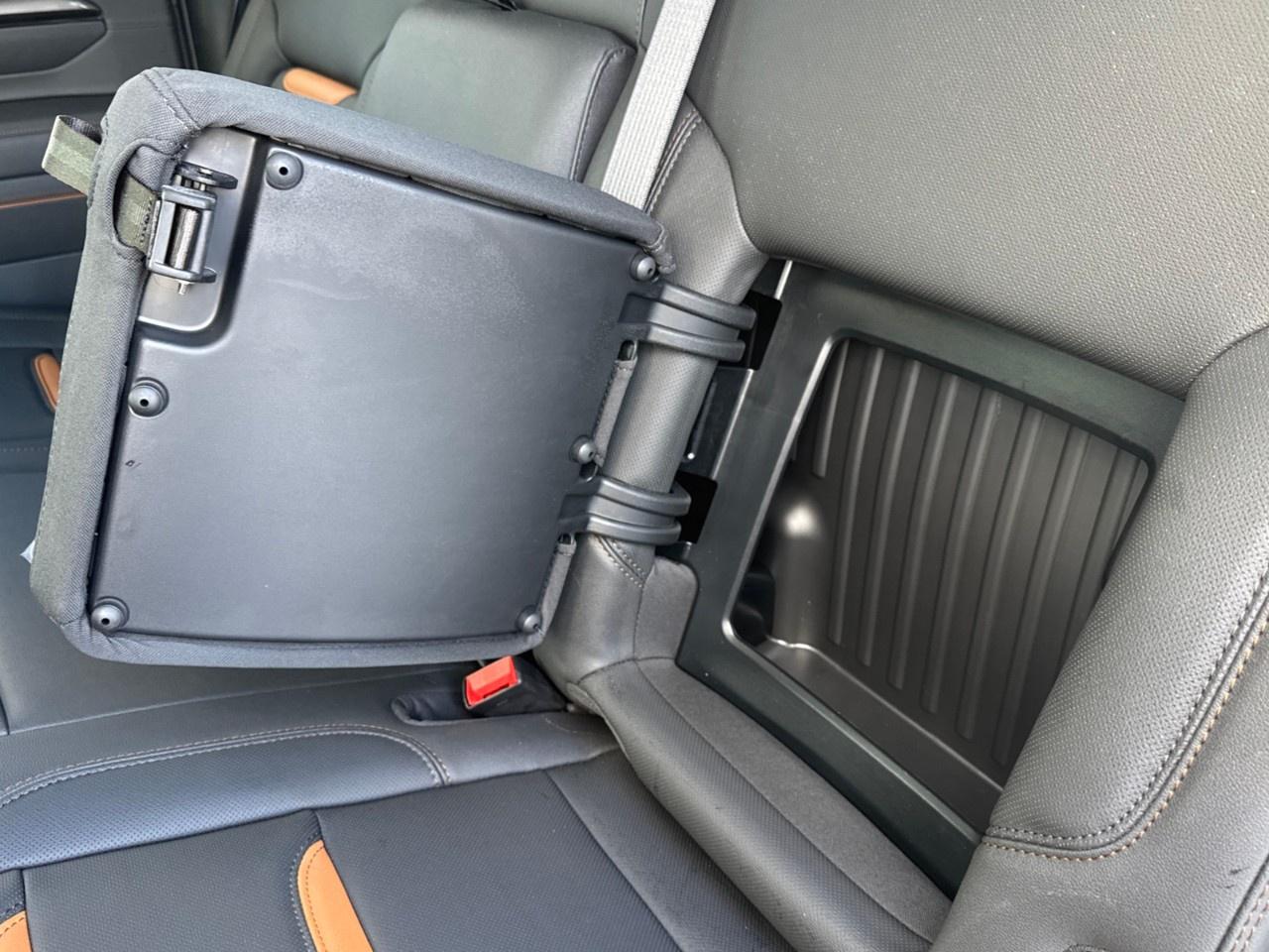 2026 GMC SIERRA 2500HD Crew Cab Standard Box 4-Wheel Drive AT4 Photo