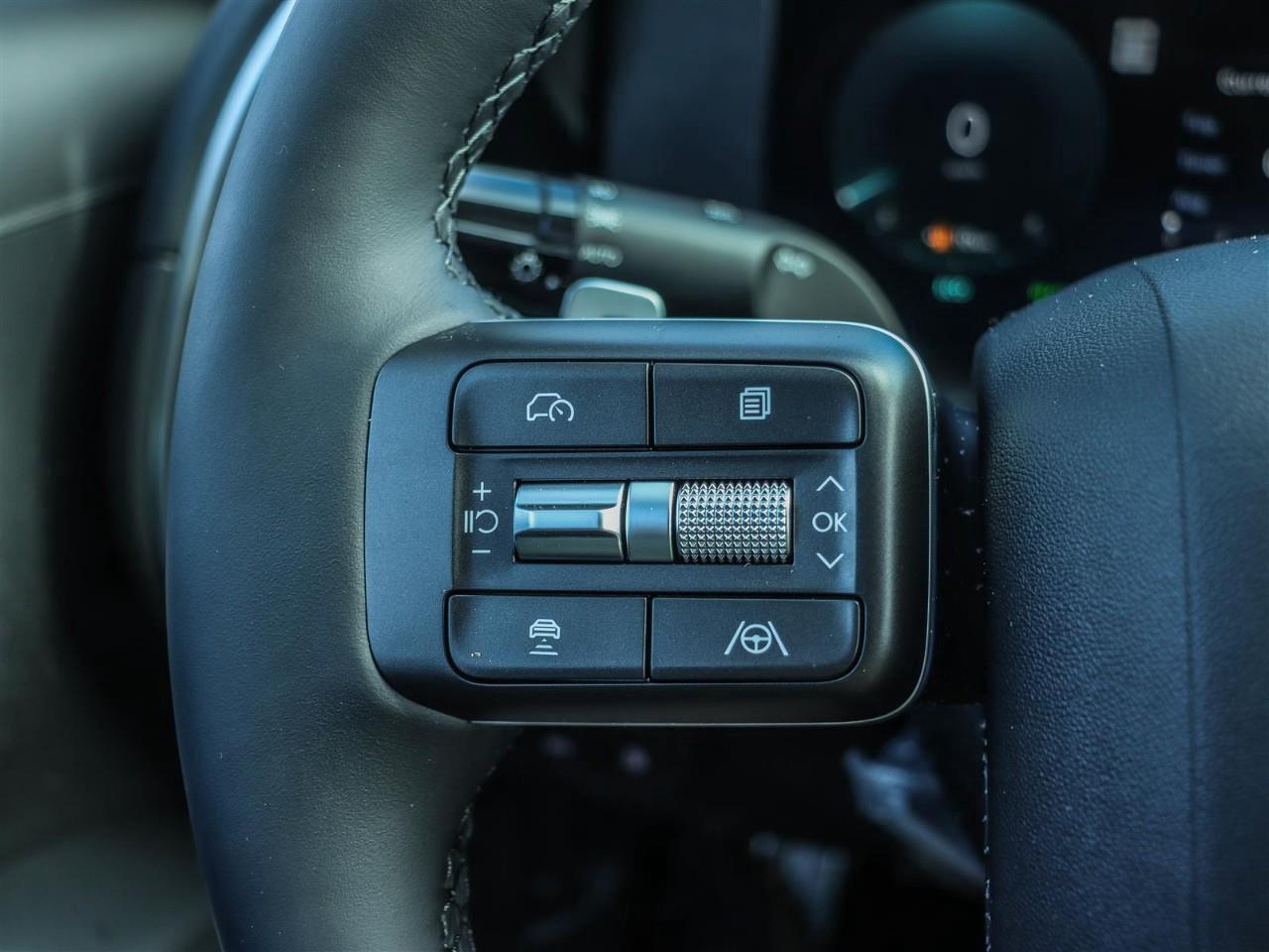 2026 Hyundai Palisade HEV Luxury 7 Passenger 4dr All-Wheel Drive Photo