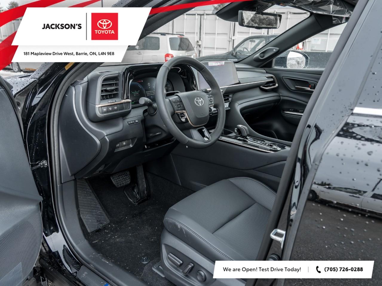 2026 Toyota Crown Signia Limited 4dr All-Wheel Drive Photo