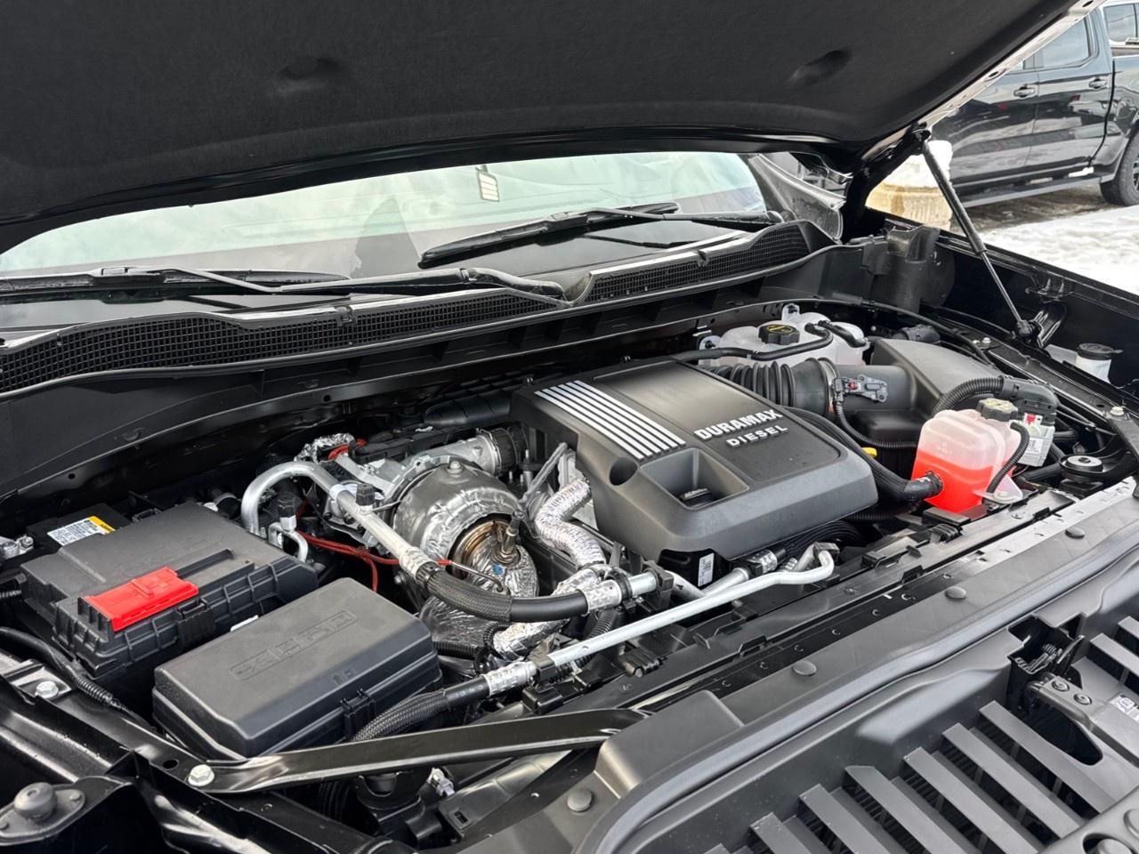 2026 Chevrolet Silverado 1500 Crew Cab Standard Box 4-Wheel Drive Custom Trail Boss Photo