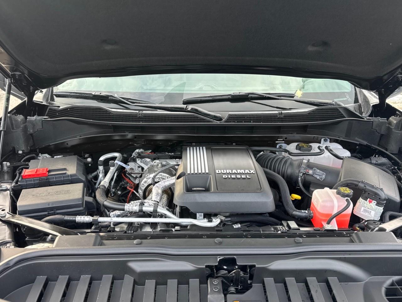 2026 Chevrolet Silverado 1500 Crew Cab Standard Box 4-Wheel Drive Custom Trail Boss Photo