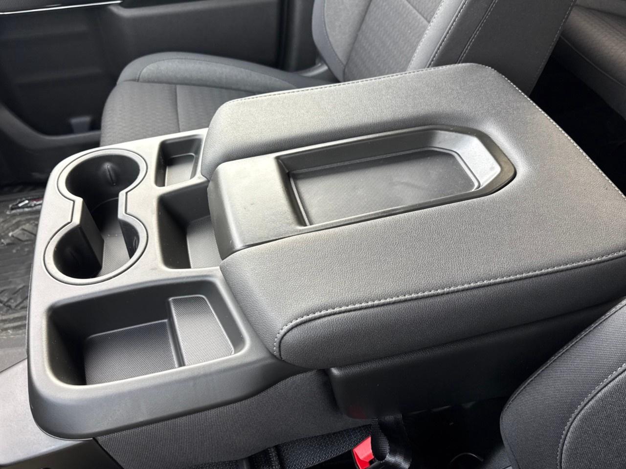 2026 Chevrolet Silverado 1500 Crew Cab Standard Box 4-Wheel Drive Custom Trail Boss Photo