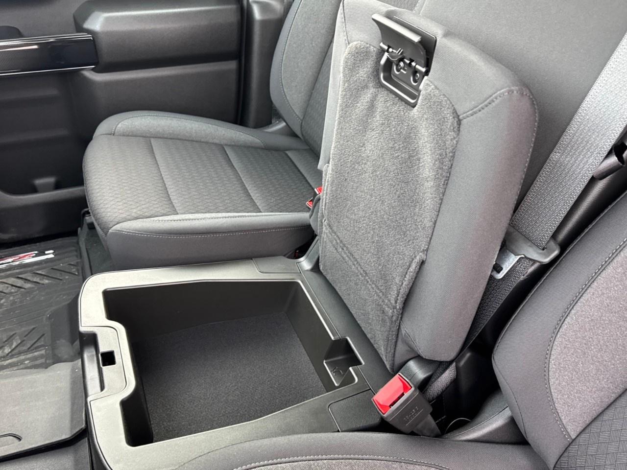 2026 Chevrolet Silverado 1500 Crew Cab Standard Box 4-Wheel Drive Custom Trail Boss Photo