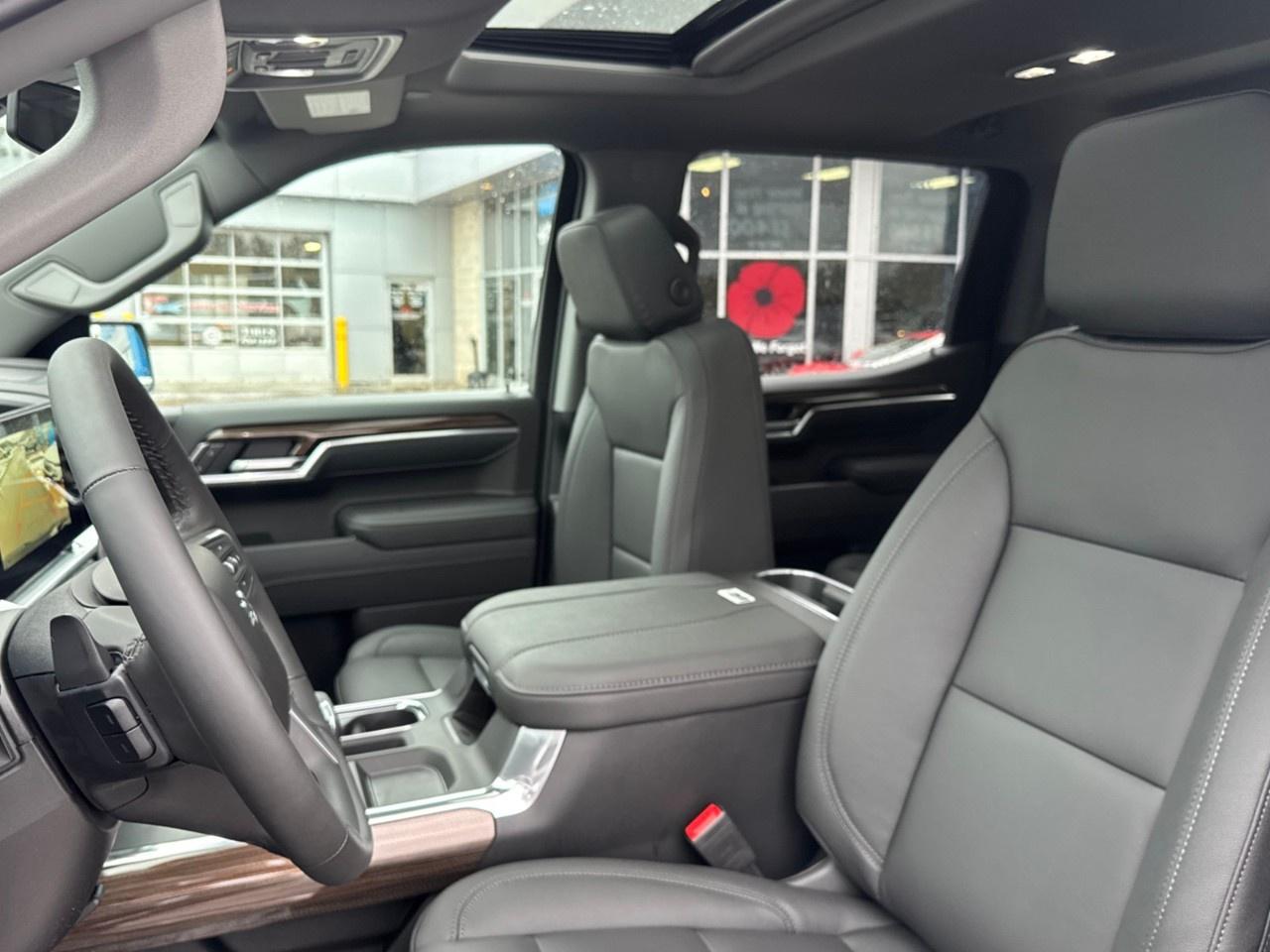 2026 Chevrolet Silverado 1500 Crew Cab Short Box 4-Wheel Drive RST Photo