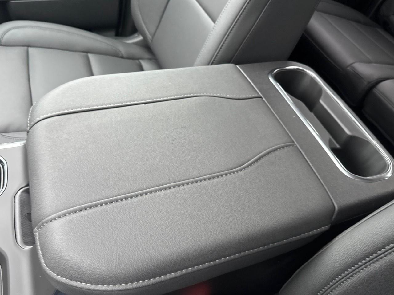 2026 Chevrolet Silverado 1500 Crew Cab Short Box 4-Wheel Drive RST Photo