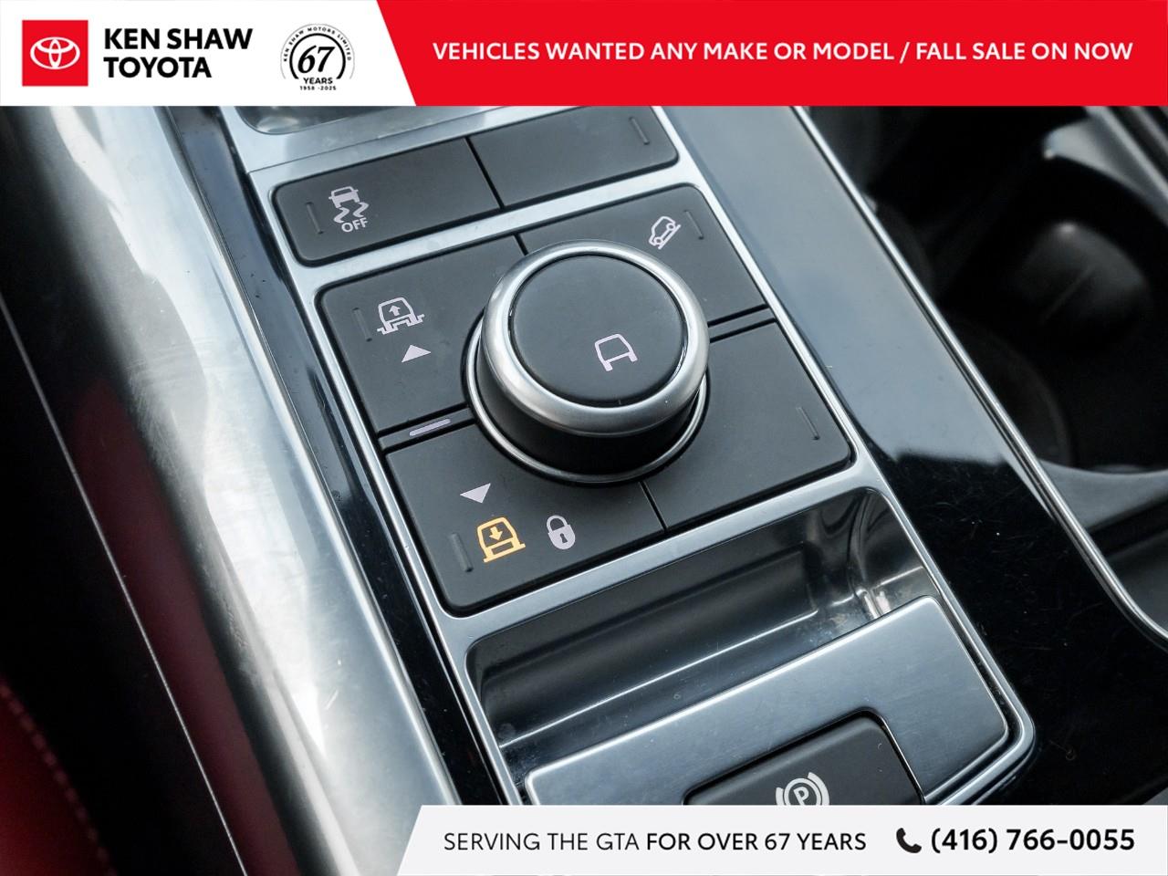 2022 Land Rover Range Rover Sport HST MHEV 4dr All-Wheel Drive Photo