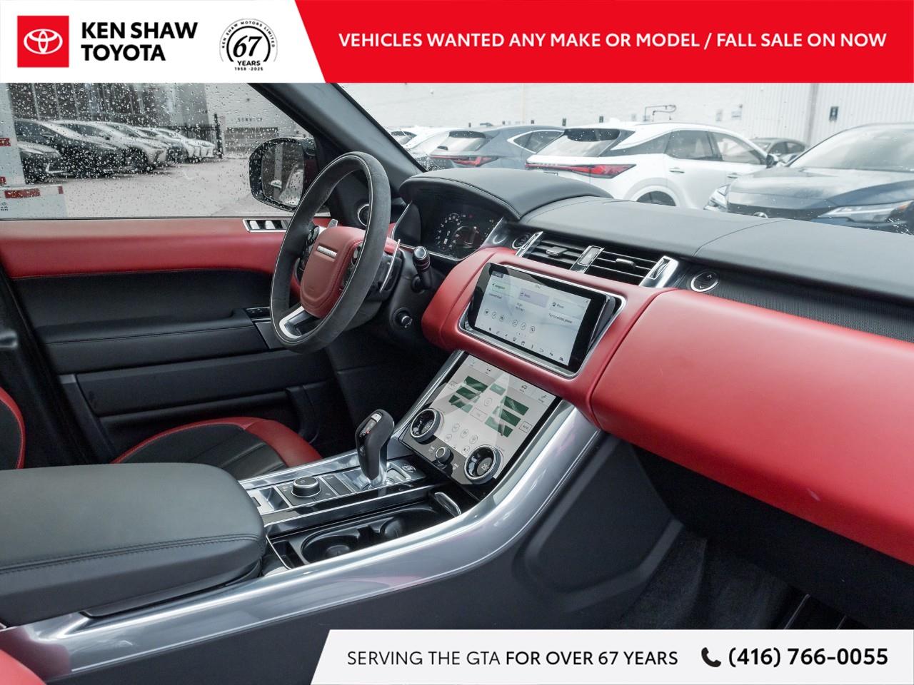 2022 Land Rover Range Rover Sport HST MHEV 4dr All-Wheel Drive Photo