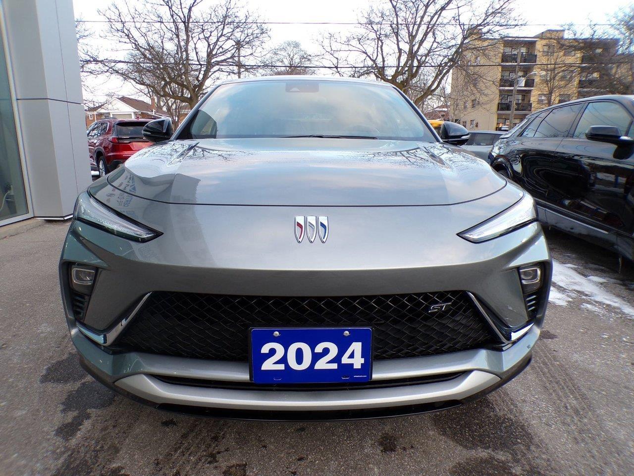 2024 Buick Envista Sport Touring 4dr Front-Wheel Drive Photo