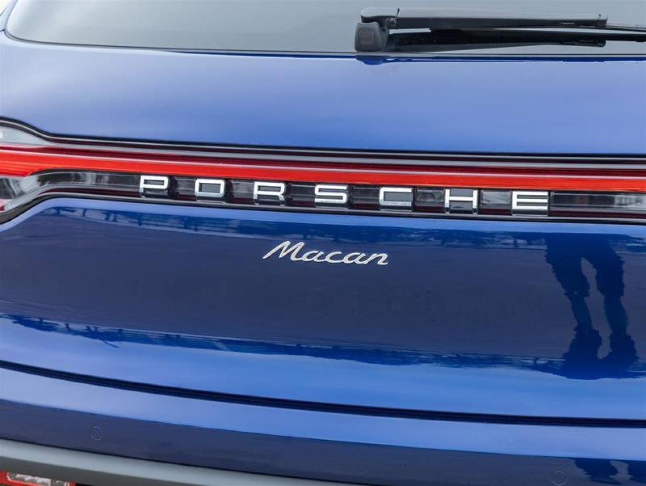 2023 Porsche Macan AWD Premium Pkg Plus Adaptive Cruise Control Surro Photo