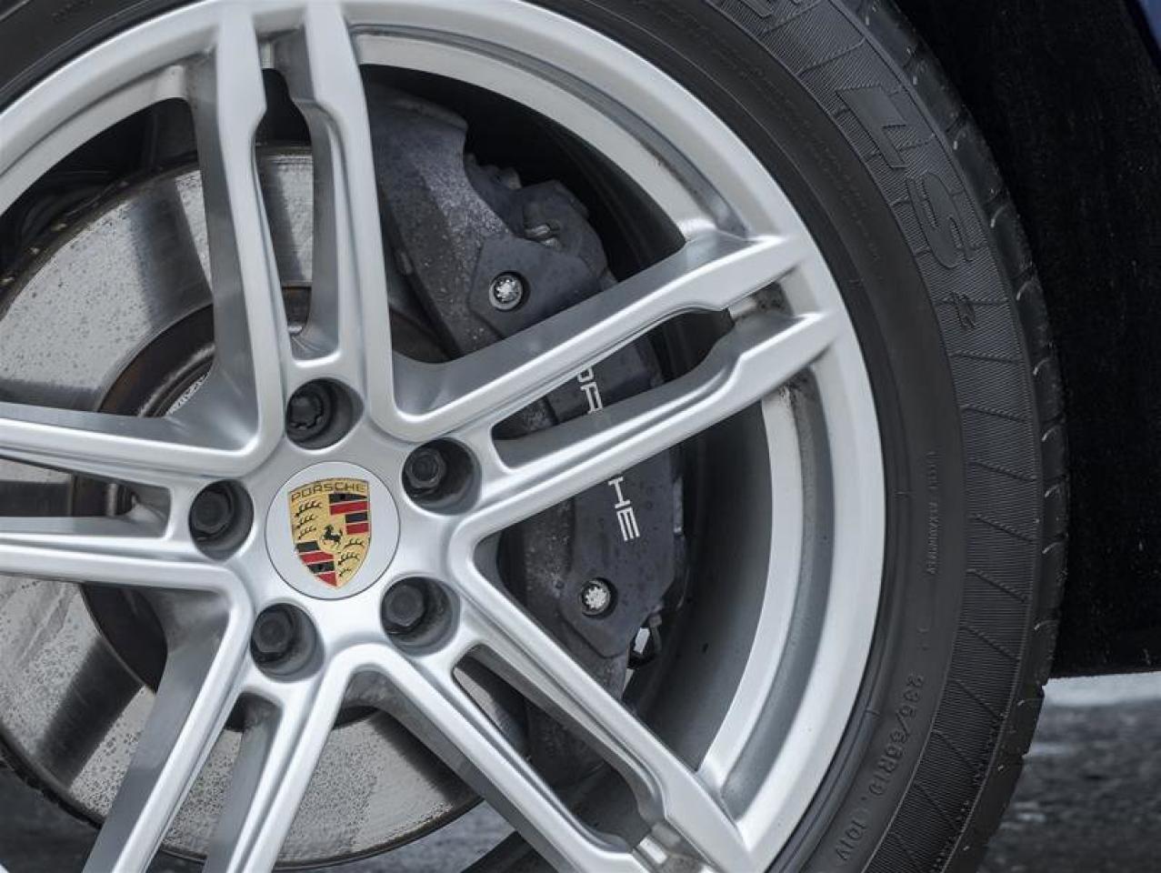 2023 Porsche Macan AWD Premium Pkg Plus Adaptive Cruise Control Surro Photo