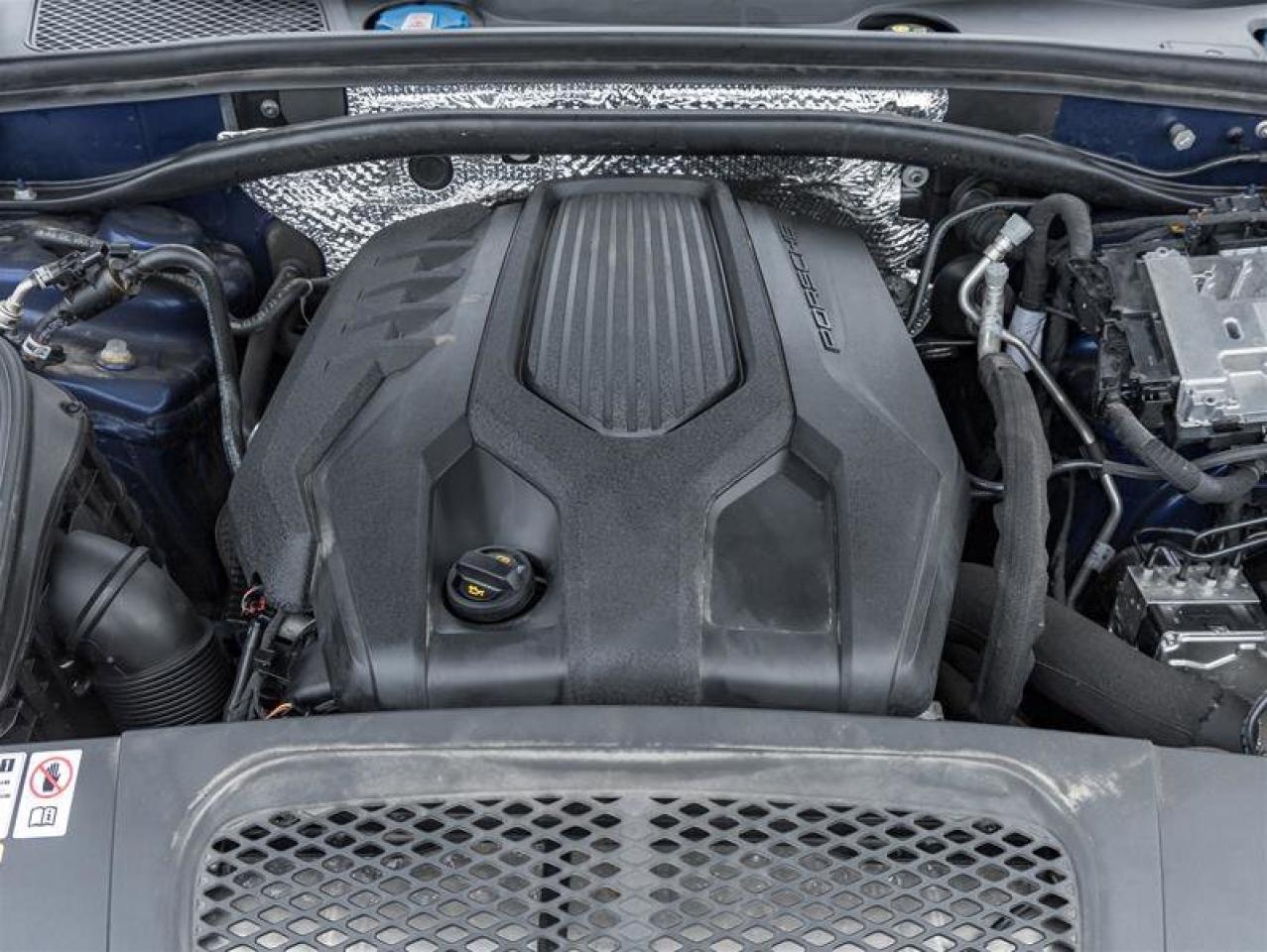 2023 Porsche Macan AWD Premium Pkg Plus Adaptive Cruise Control Surro Photo