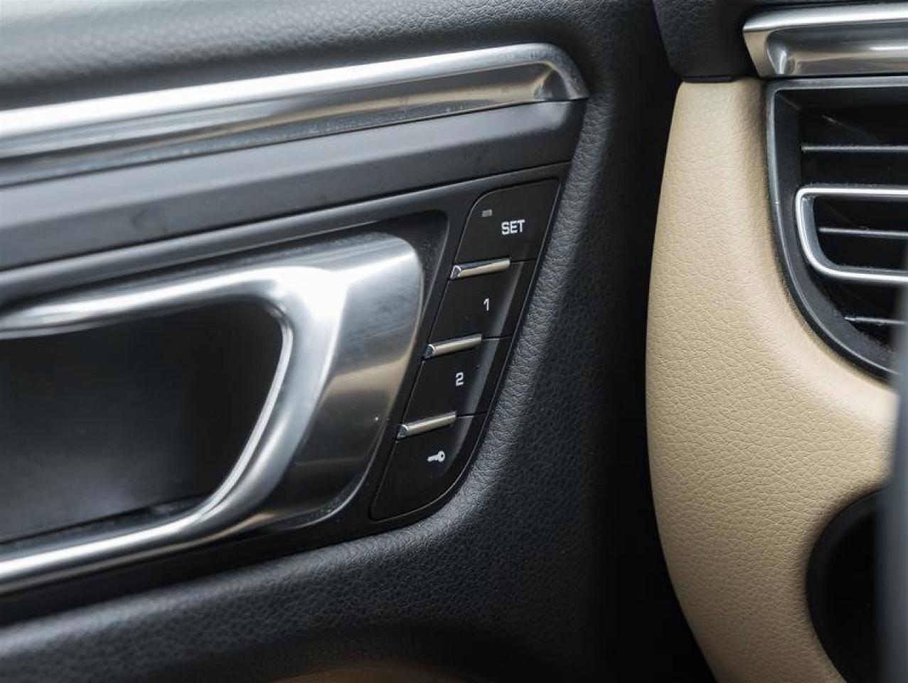 2023 Porsche Macan AWD Premium Pkg Plus Adaptive Cruise Control Surro Photo