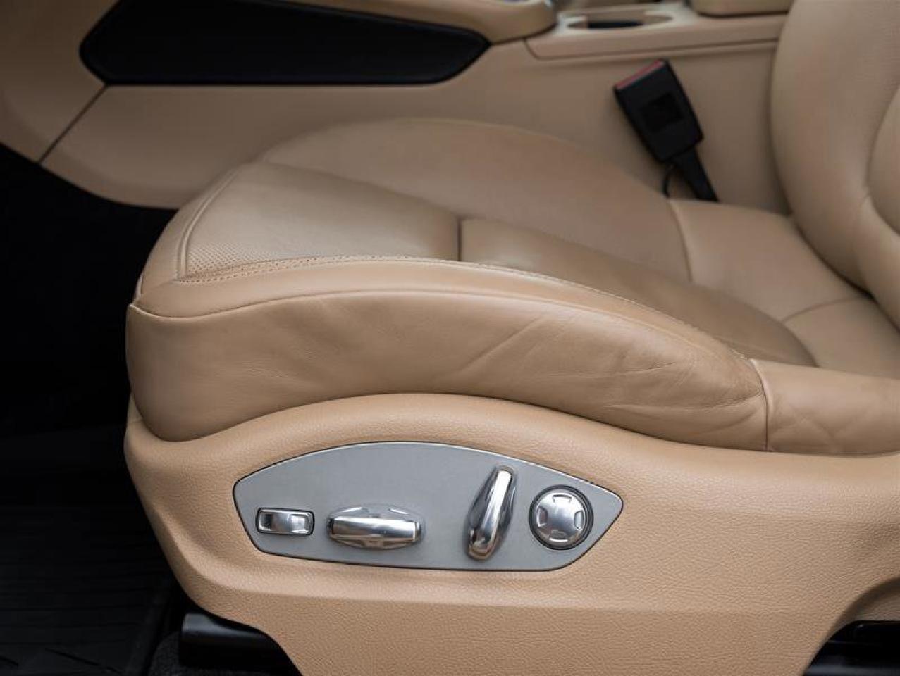 2023 Porsche Macan AWD Premium Pkg Plus Adaptive Cruise Control Surro Photo