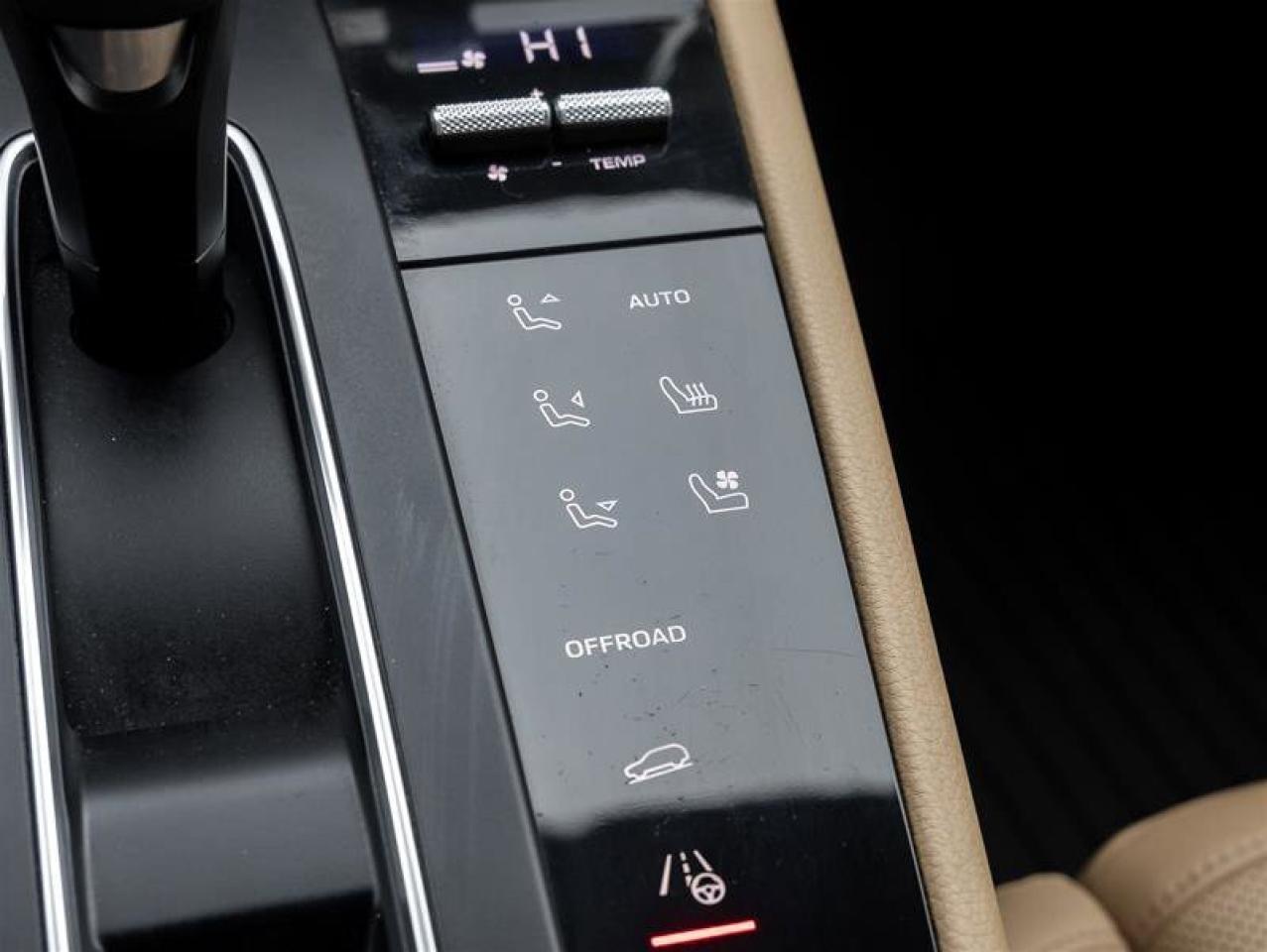 2023 Porsche Macan AWD Premium Pkg Plus Adaptive Cruise Control Surro Photo