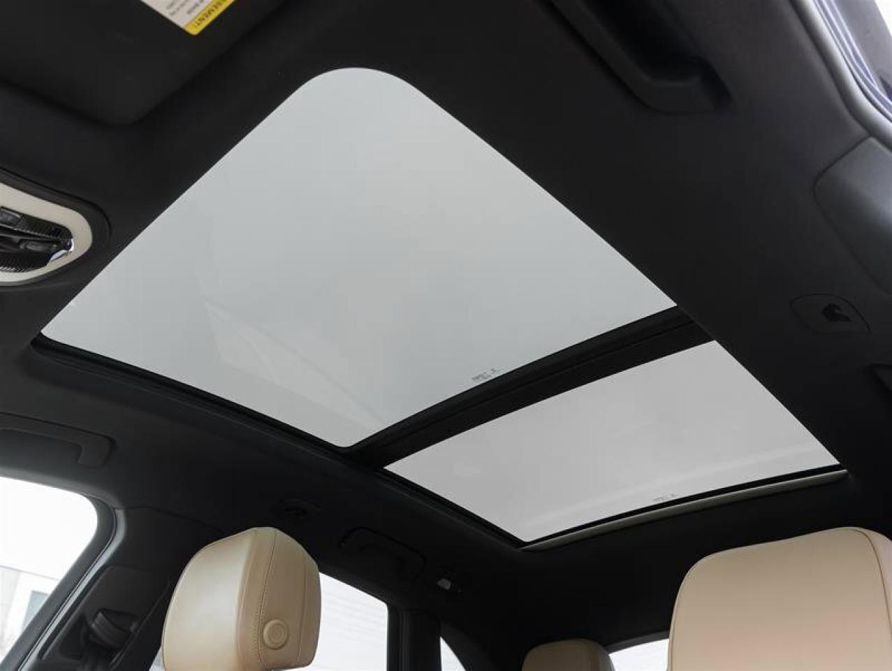 2023 Porsche Macan AWD Premium Pkg Plus Adaptive Cruise Control Surro Photo