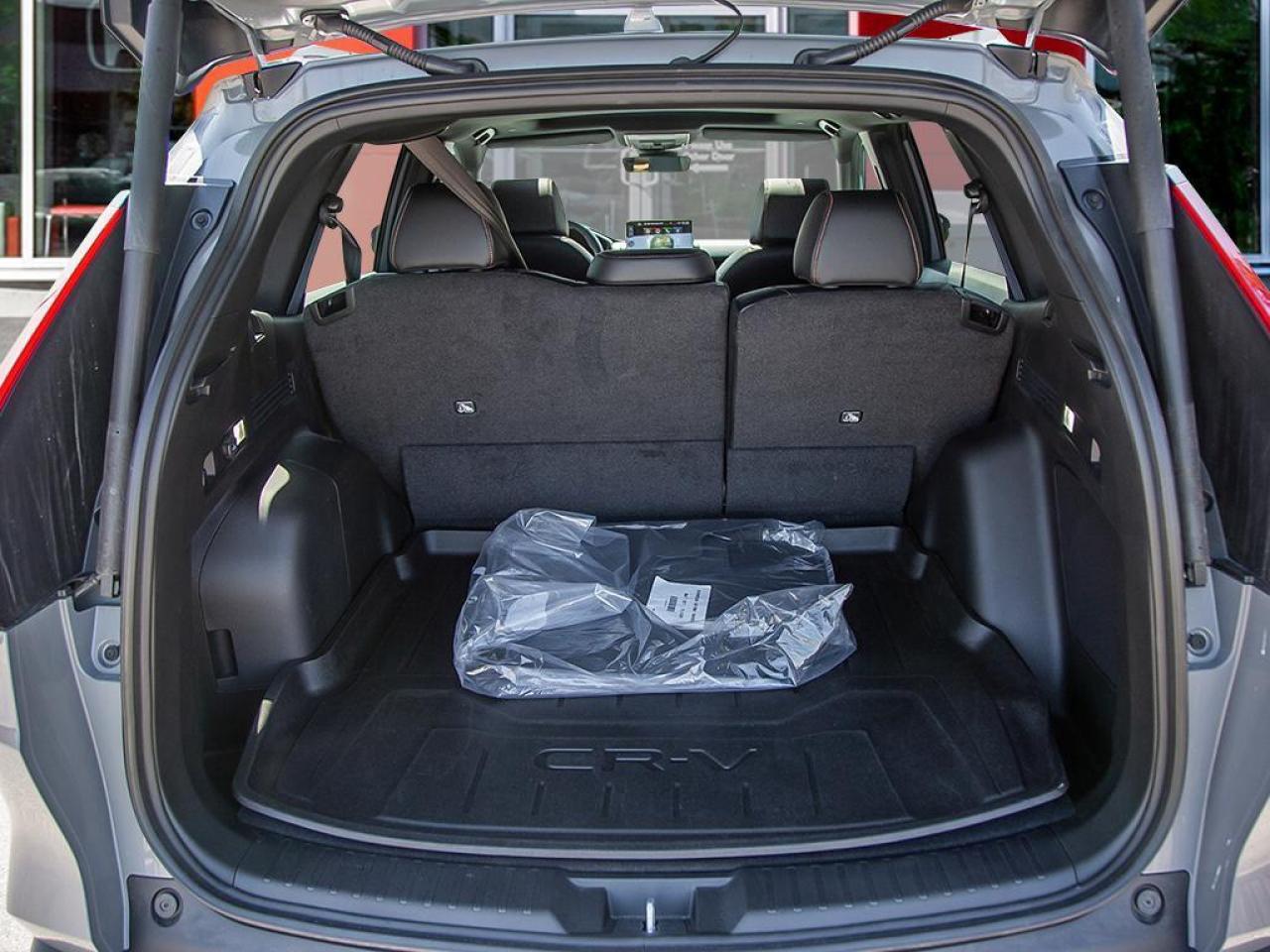 2026 Honda CR-V Hybrid Touring 4dr All-Wheel Drive Photo