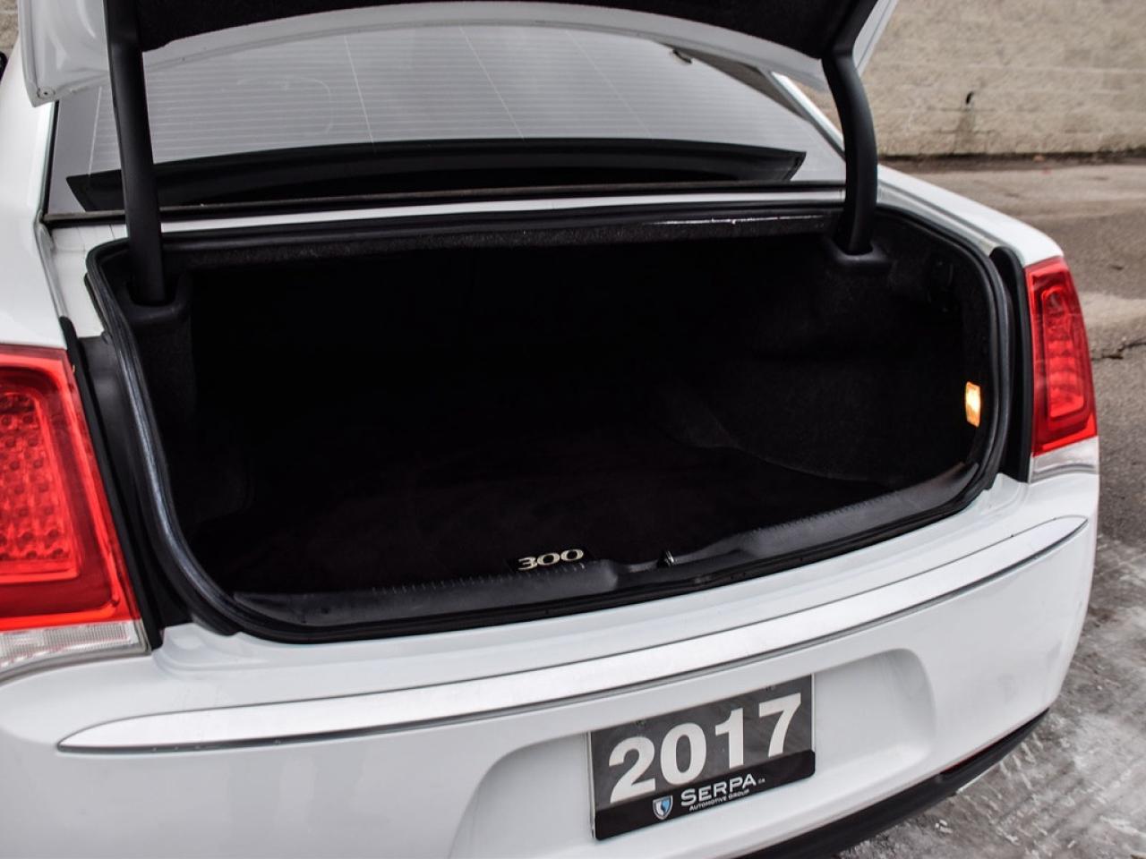 2017 Chrysler 300 C Platinum 4dr All-Wheel Drive Sedan Photo