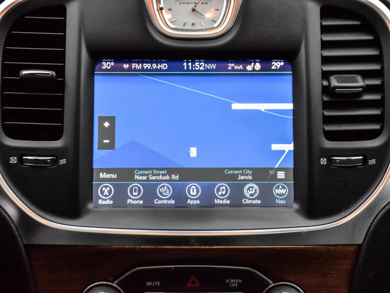 2017 Chrysler 300 C Platinum 4dr All-Wheel Drive Sedan Photo