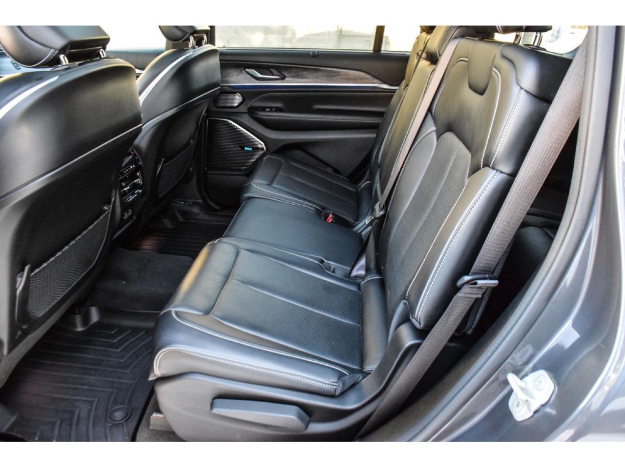 2021 Jeep Grand Cherokee L Overland 4dr 4x4 Photo