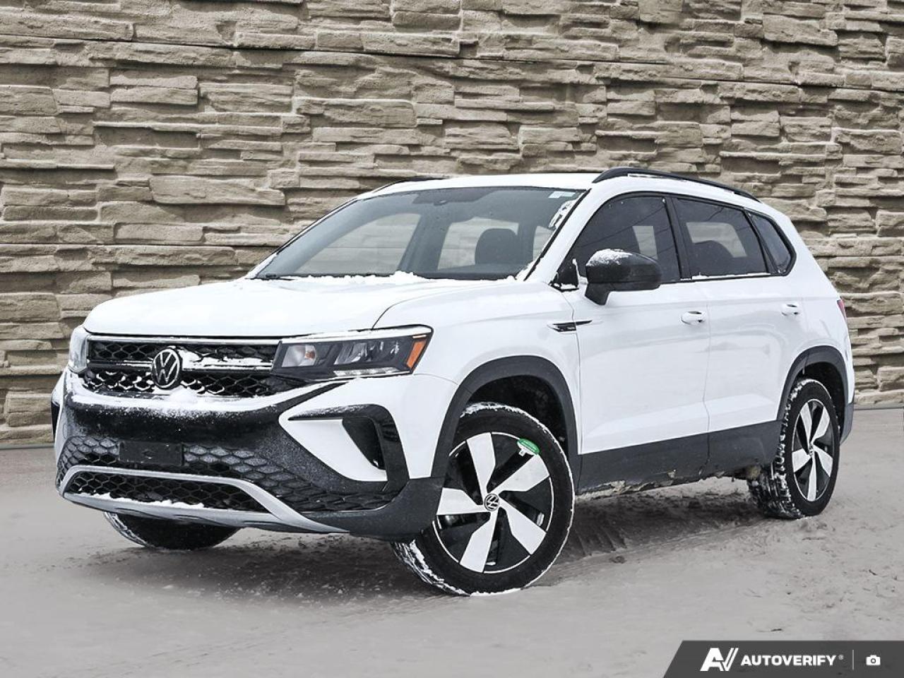 2024 Volkswagen Taos Trendline 4dr All-Wheel Drive 4MOTION Photo0