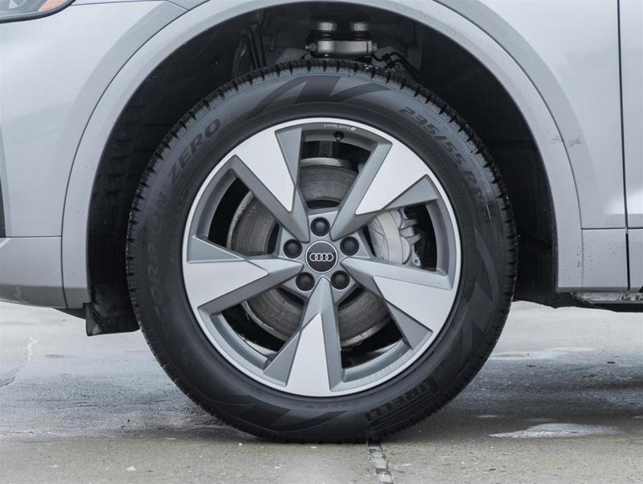 2024 Audi Q5 Komfort 45 TFSI Quattro Komfort Vorpsrung Pkg Photo