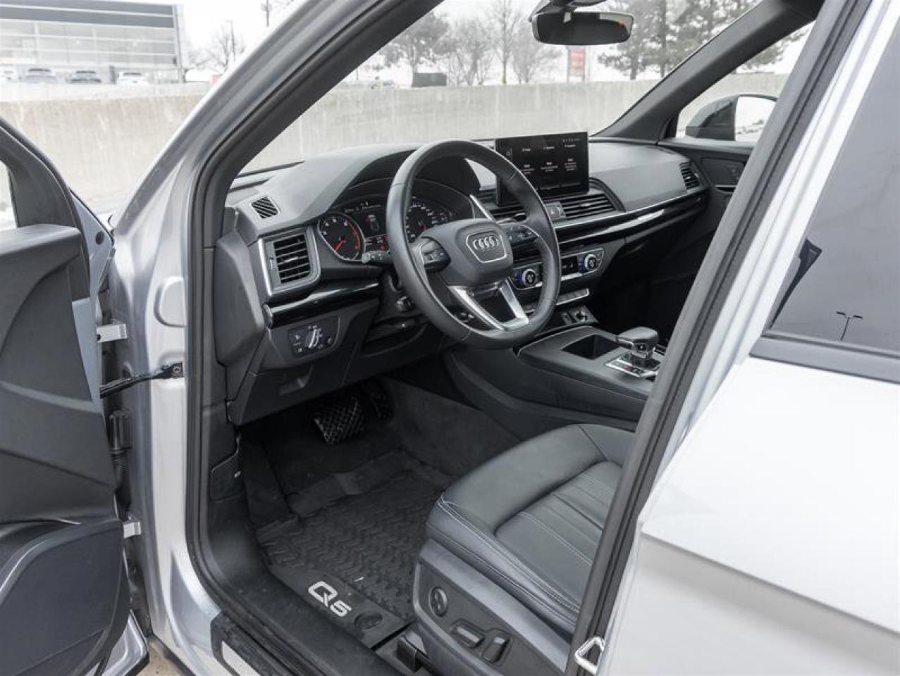2024 Audi Q5 Komfort 45 TFSI Quattro Komfort Vorpsrung Pkg Photo