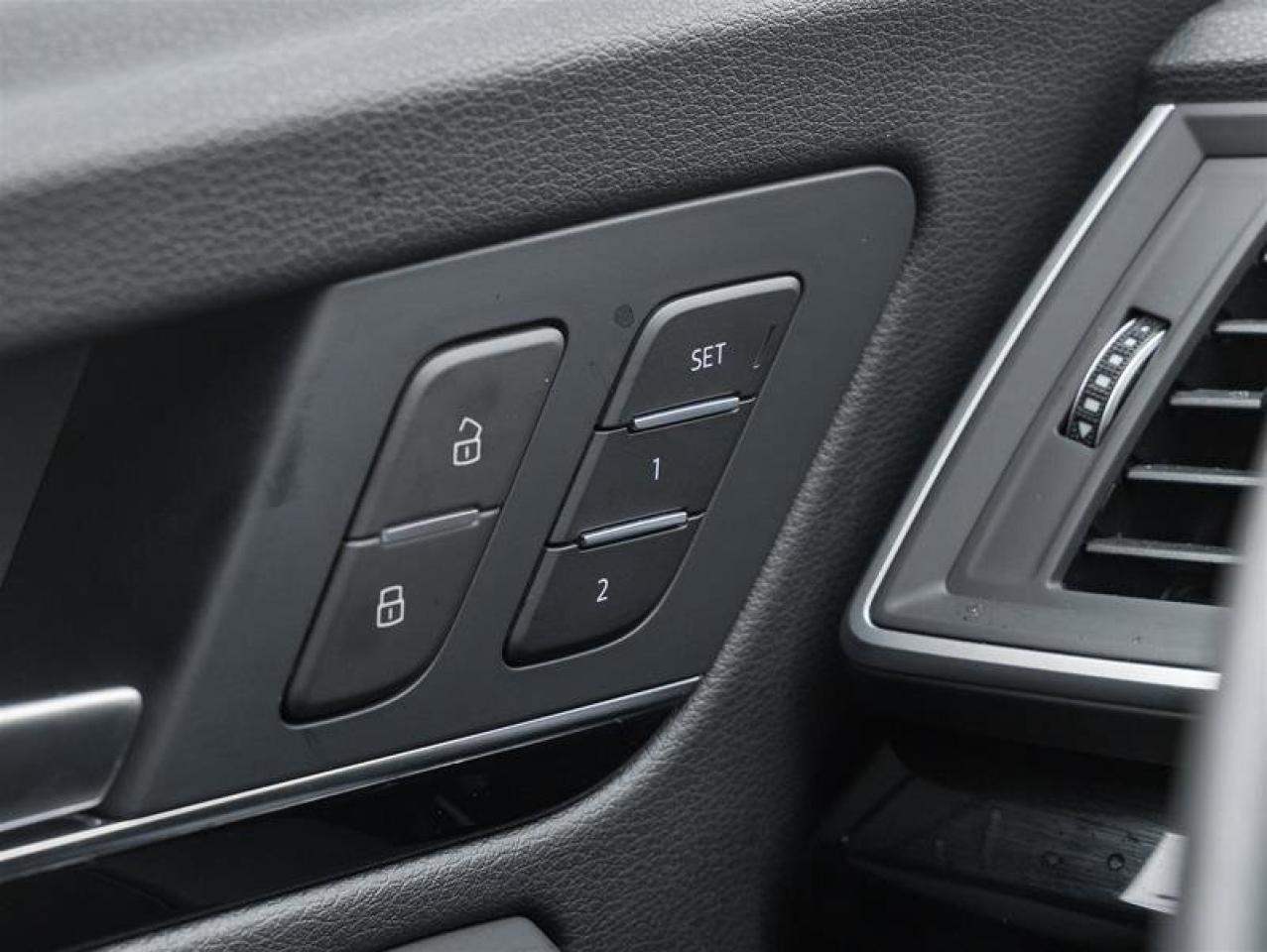 2024 Audi Q5 Komfort 45 TFSI Quattro Komfort Vorpsrung Pkg Photo