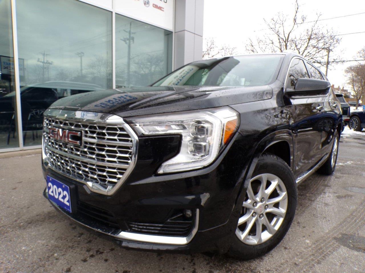 2022 GMC Terrain Denali All-Wheel Drive Photo0