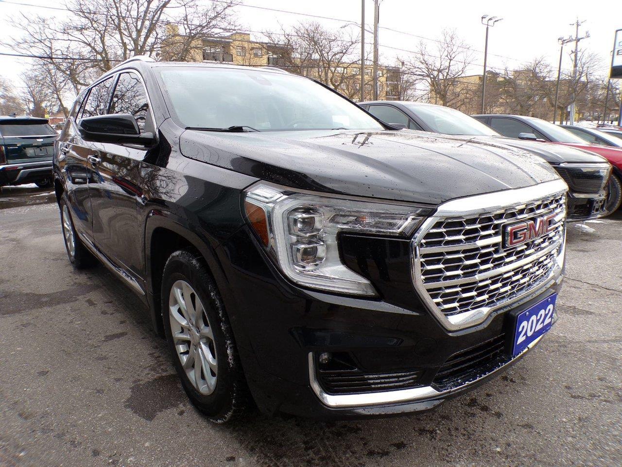 2022 GMC Terrain Denali All-Wheel Drive Photo2