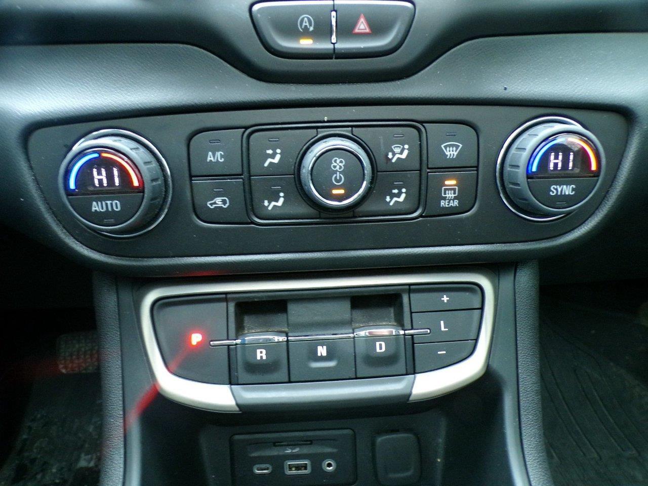 2022 GMC Terrain Denali All-Wheel Drive Photo