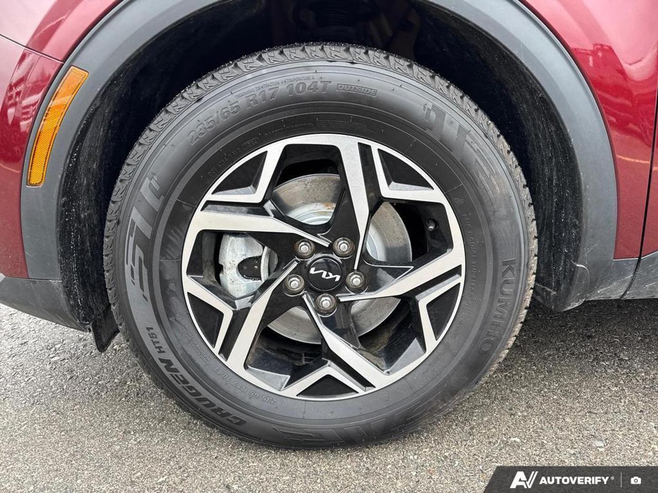 2023 Kia Sportage LX BACKUP CAM   BLUETOOTH   HTD SEATS   KEYLESS EN Photo