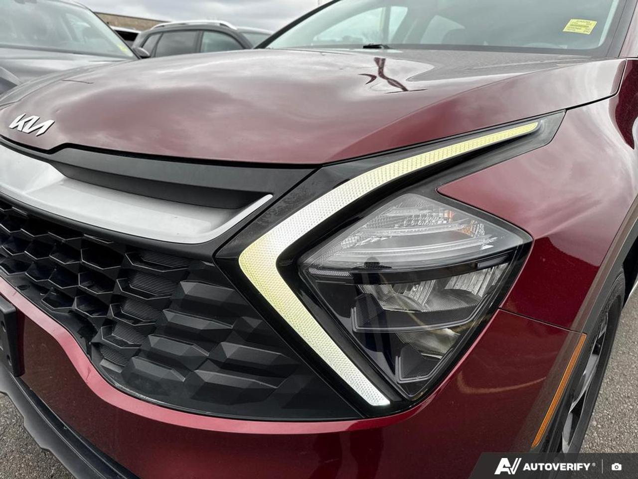 2023 Kia Sportage LX BACKUP CAM   BLUETOOTH   HTD SEATS   KEYLESS EN Photo