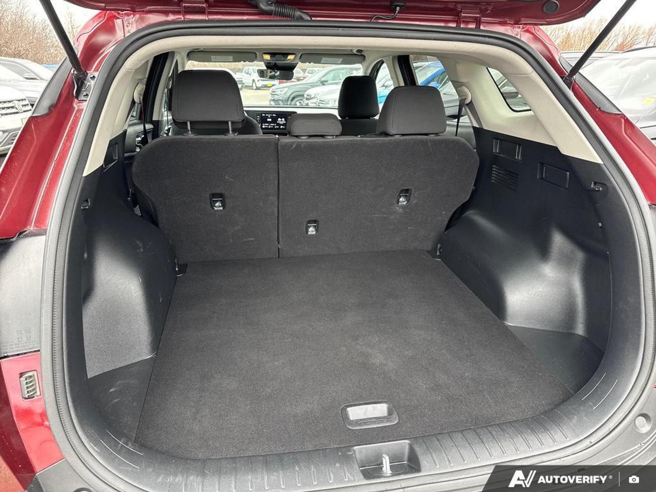 2023 Kia Sportage LX BACKUP CAM   BLUETOOTH   HTD SEATS   KEYLESS EN Photo