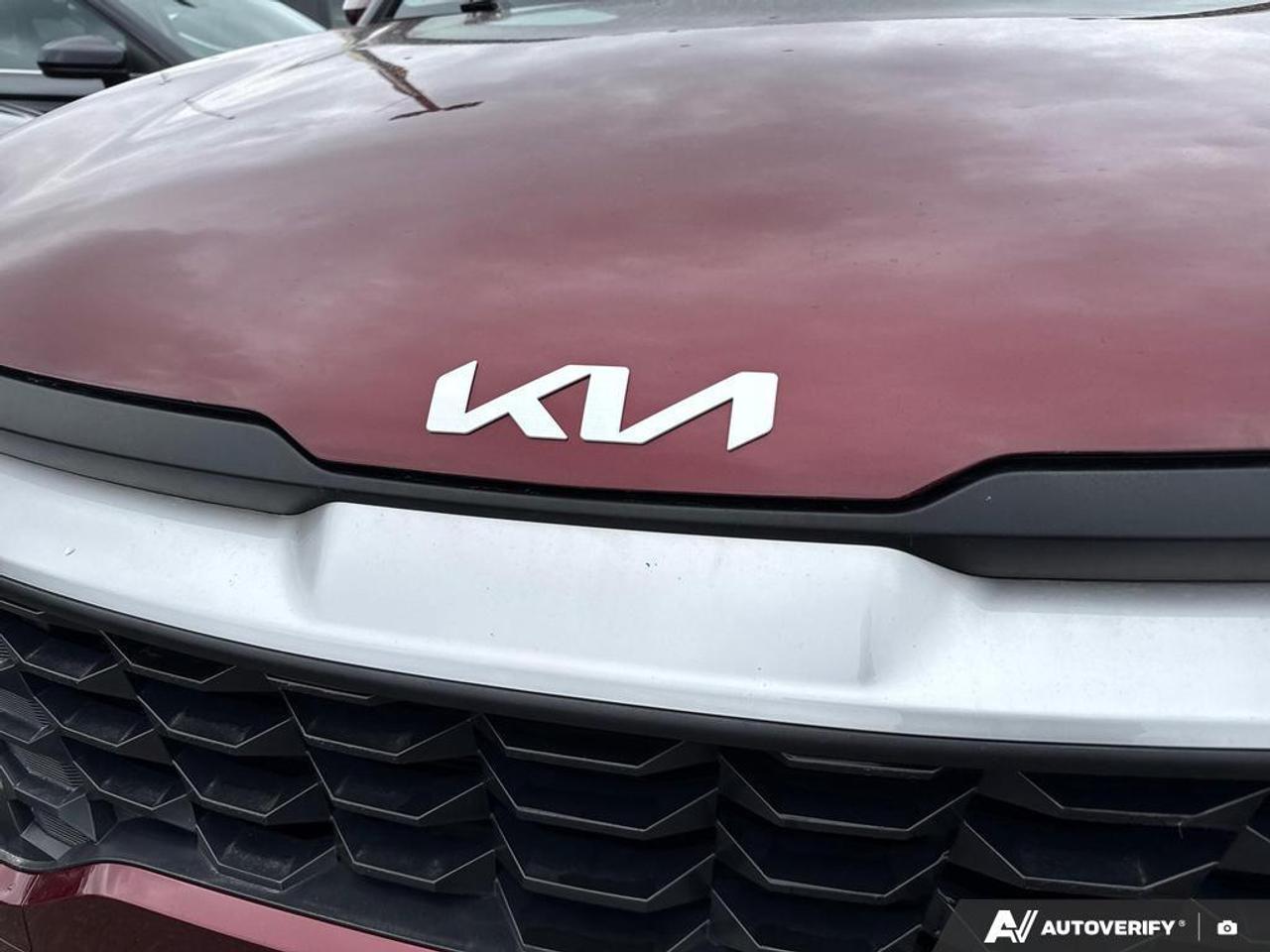 2023 Kia Sportage LX BACKUP CAM   BLUETOOTH   HTD SEATS   KEYLESS EN Photo