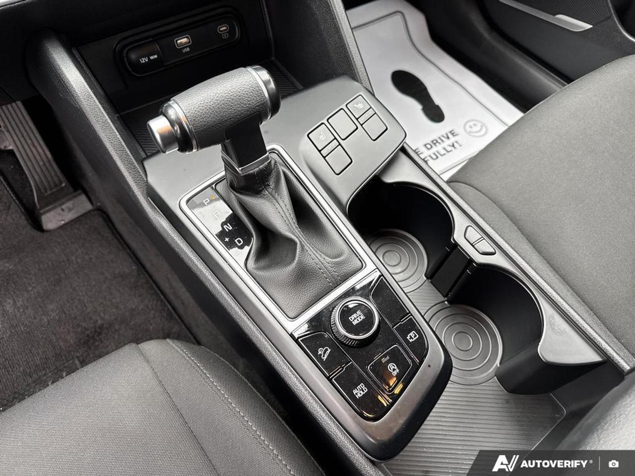 2023 Kia Sportage LX BACKUP CAM   BLUETOOTH   HTD SEATS   KEYLESS EN Photo